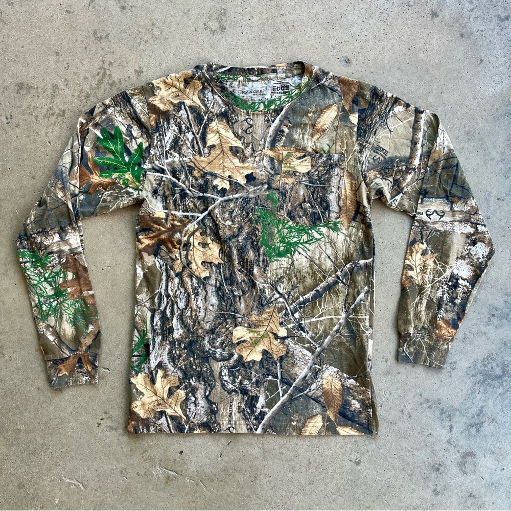 Ranger Camo Long Sleeve Pocket T-Shirt Small Realtree Edge
